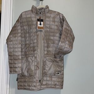 The North Face Thermoball eco long camo size medium jacket